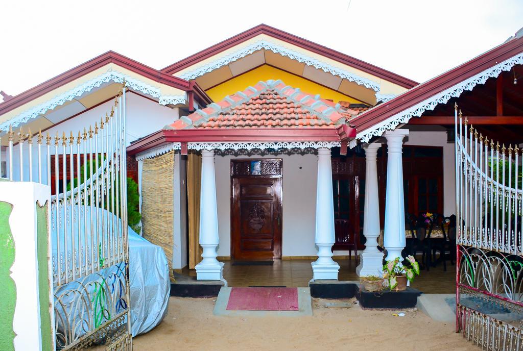 Lakshmi Family Villa Негомбо Екстериор снимка