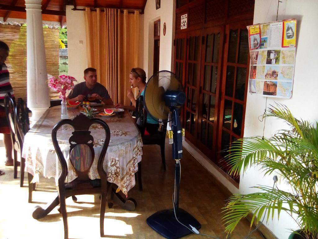 Lakshmi Family Villa Негомбо Екстериор снимка
