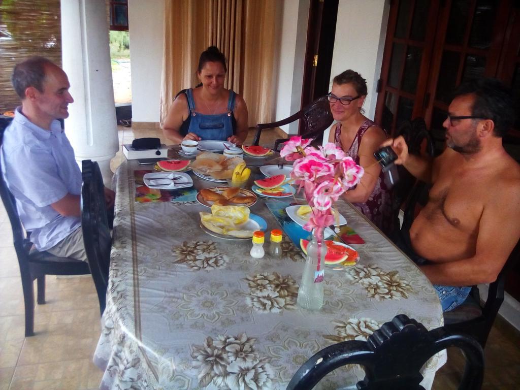 Lakshmi Family Villa Негомбо Екстериор снимка